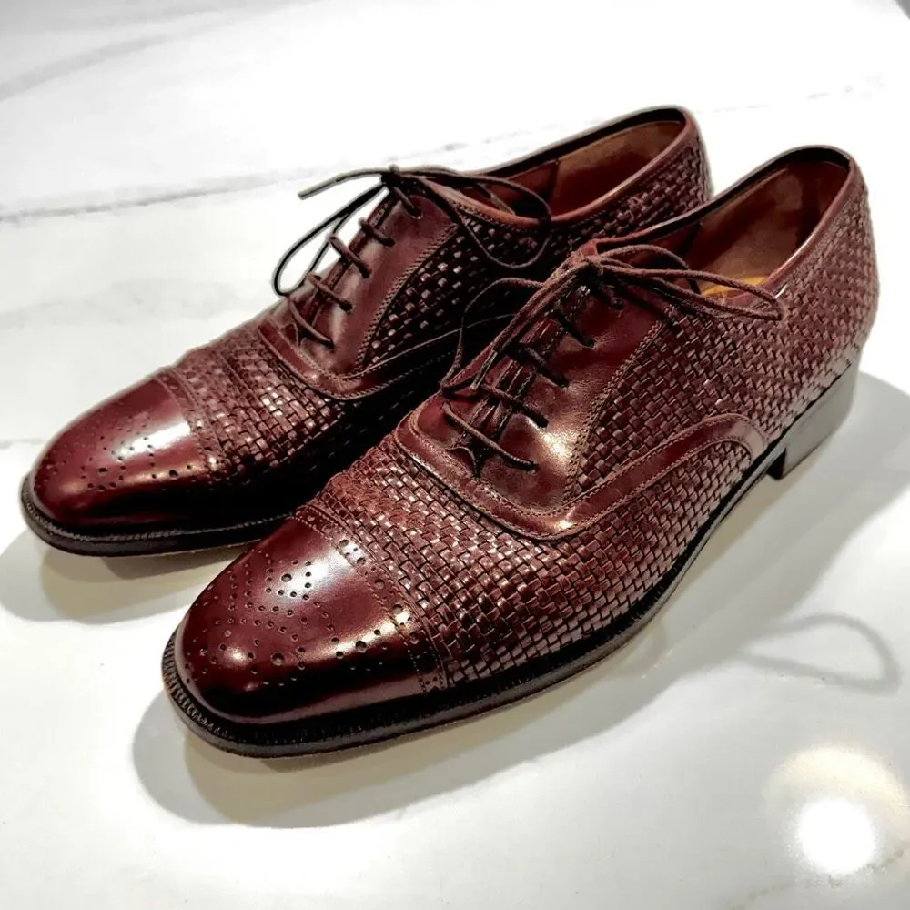 Salvatore Ferragamo Civas chestnu calfskin leather oxford dress shoes. Size 8.5